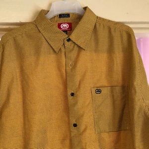 Short sleeve casual shirt